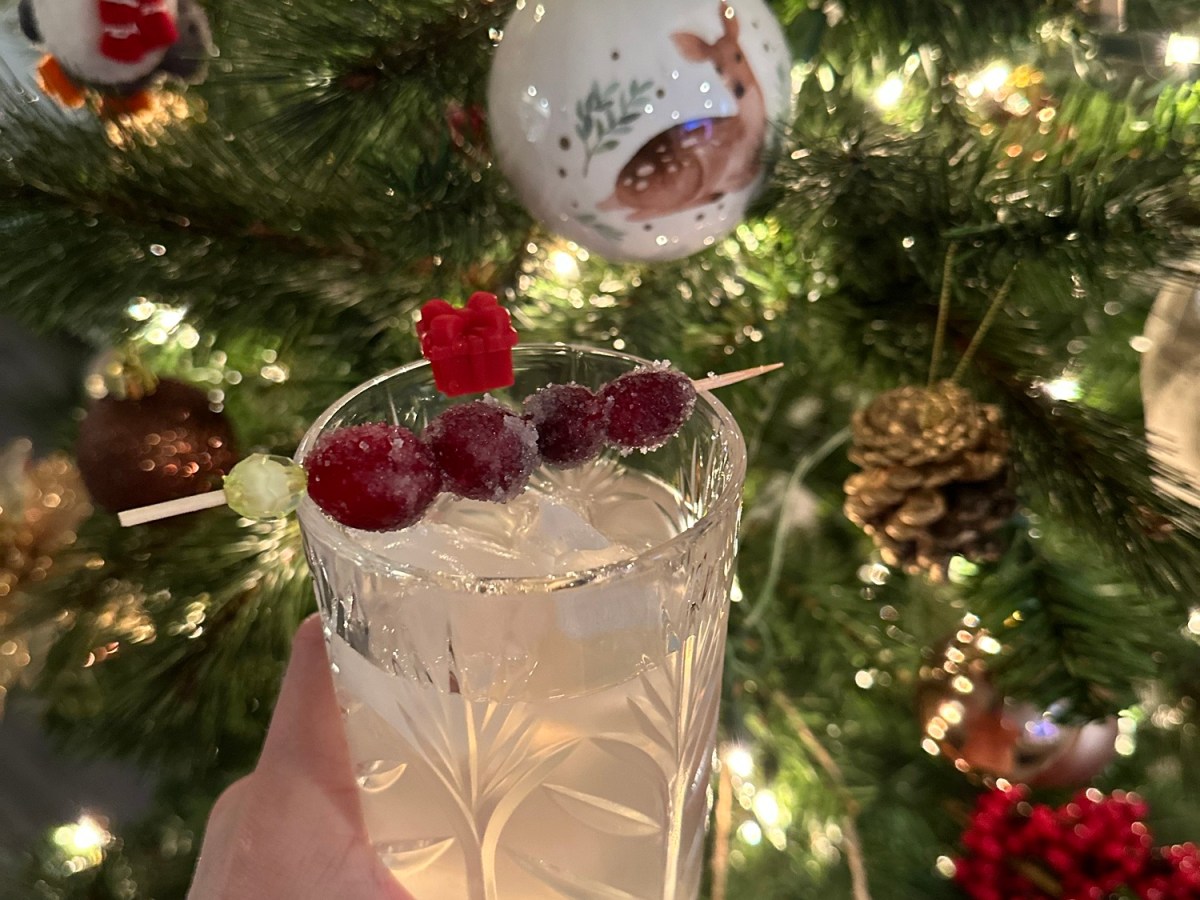 White Cosmopolitan with Sugared&nbsp;Cranberries